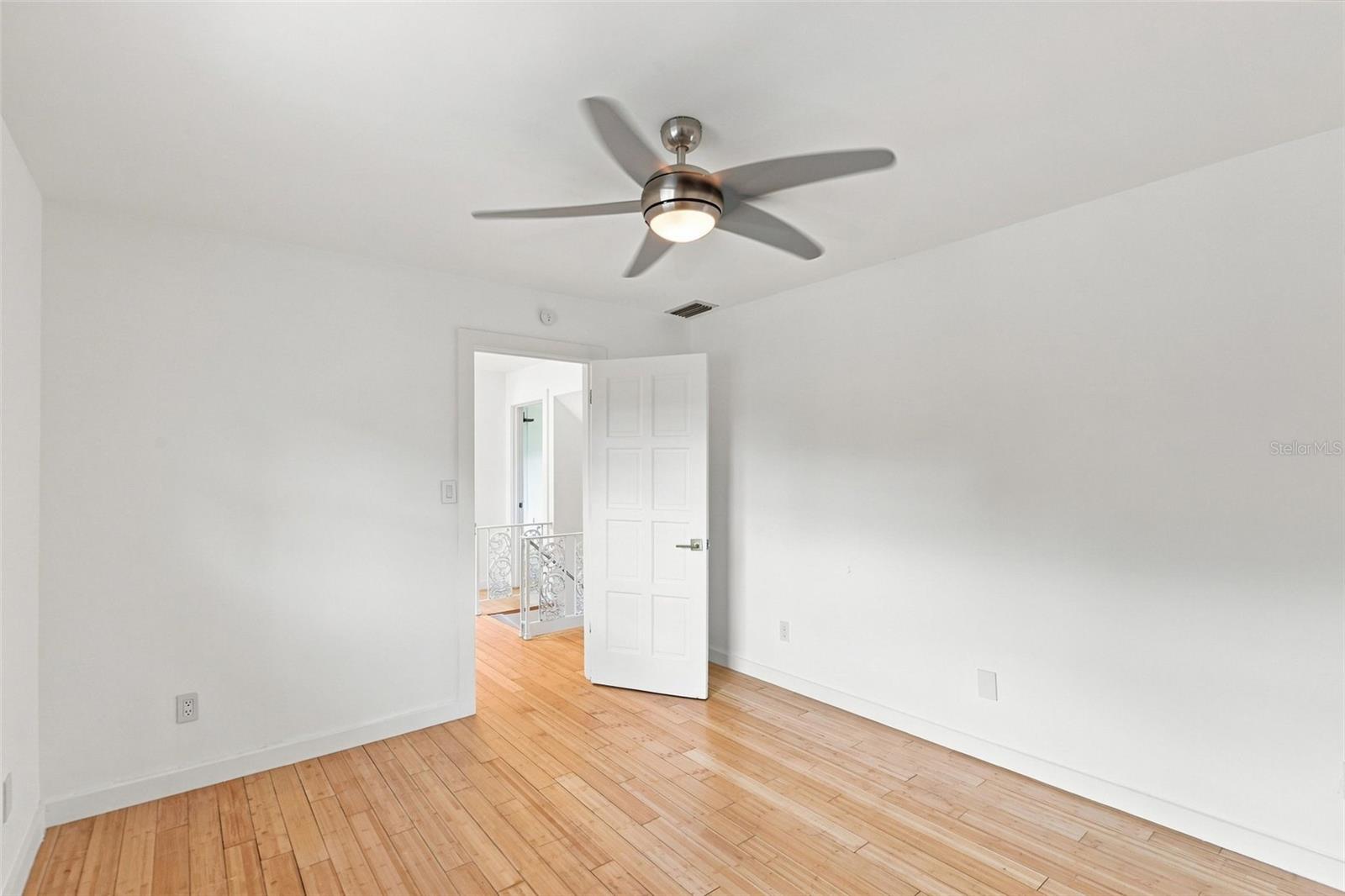 7621 Orange Tree Ln Property Photo 26
