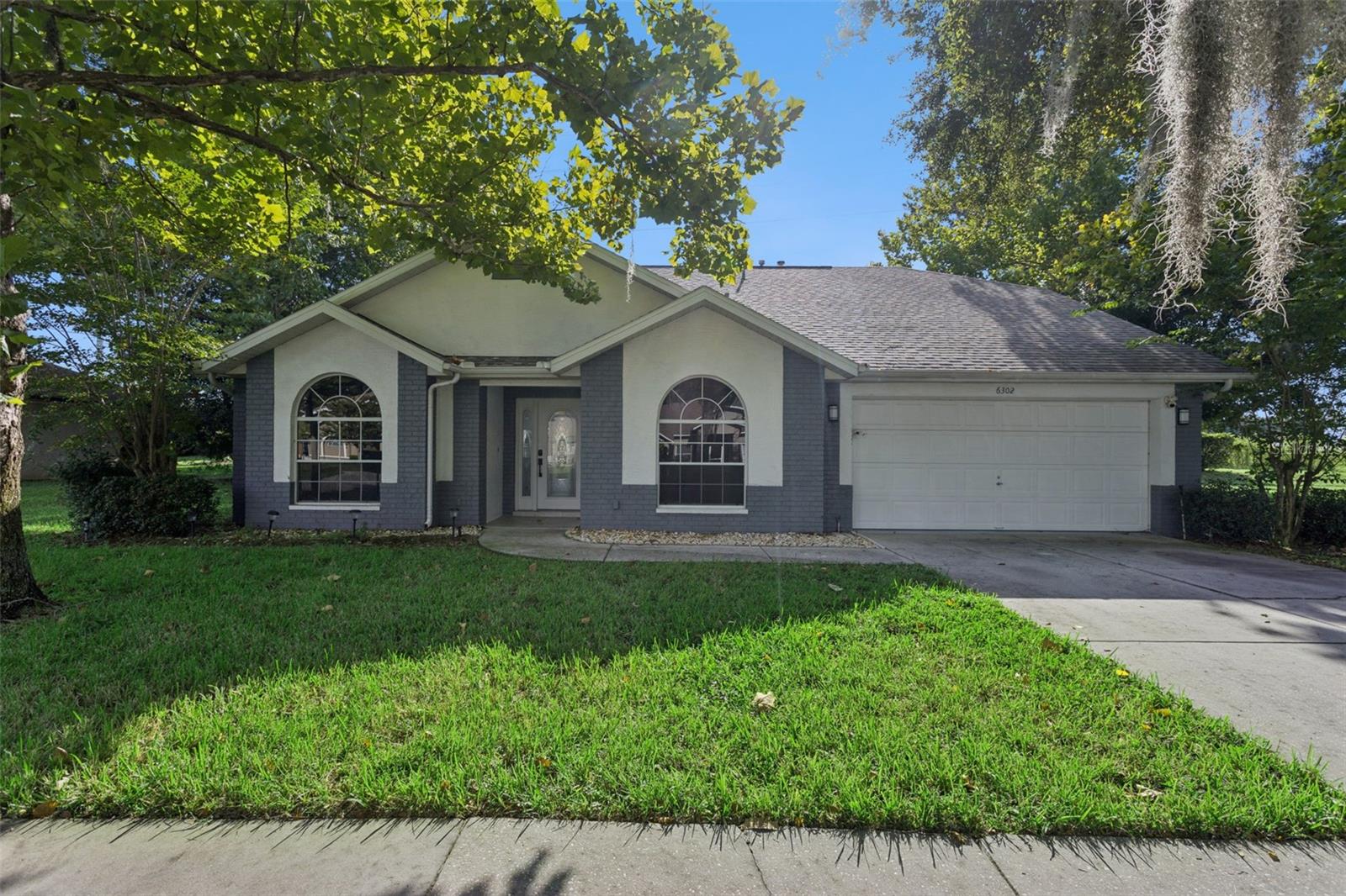 6302 Silver Oaks Dr Property Photo 1
