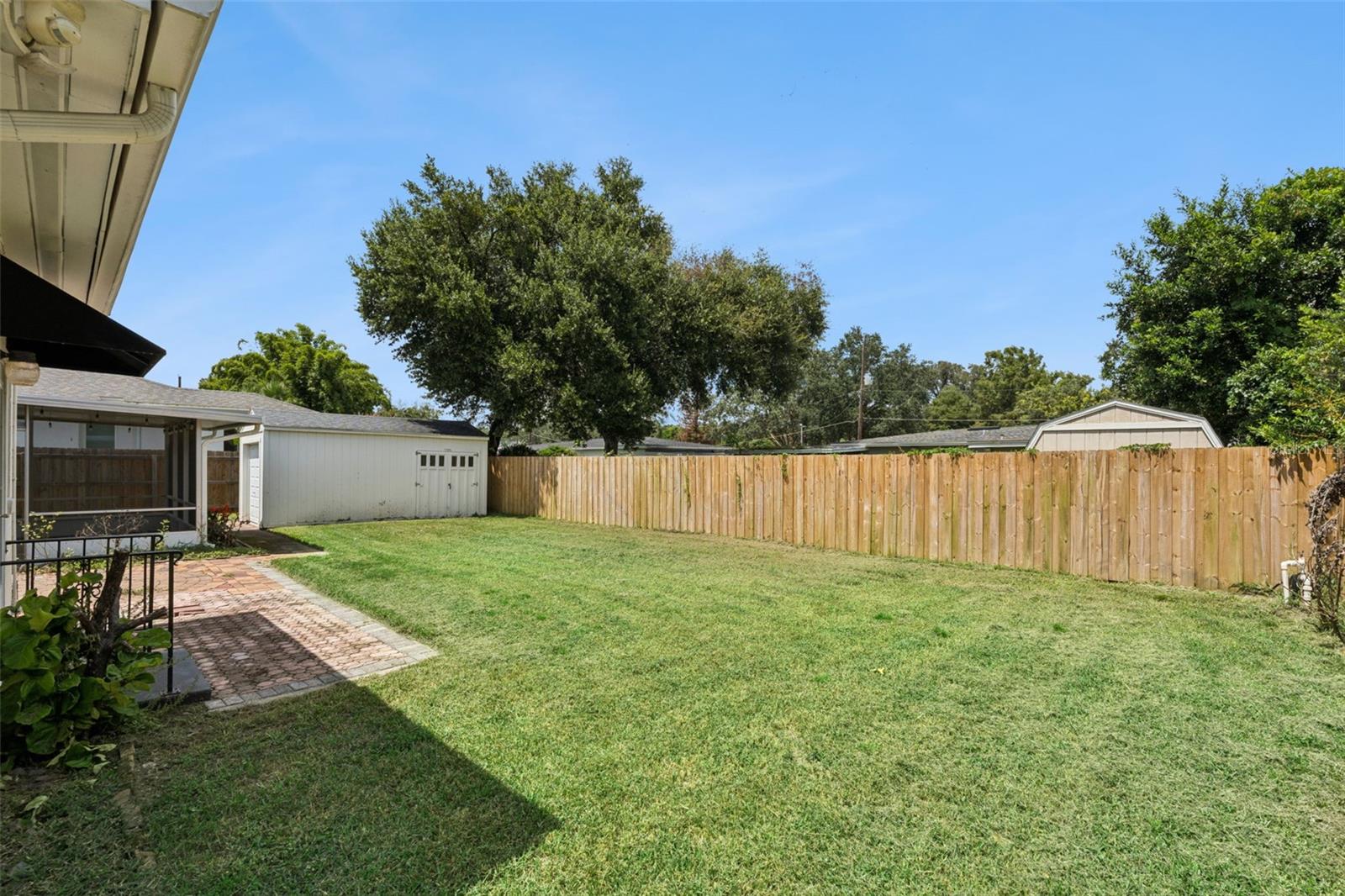 2825 Mulford Ave Property Photo 19