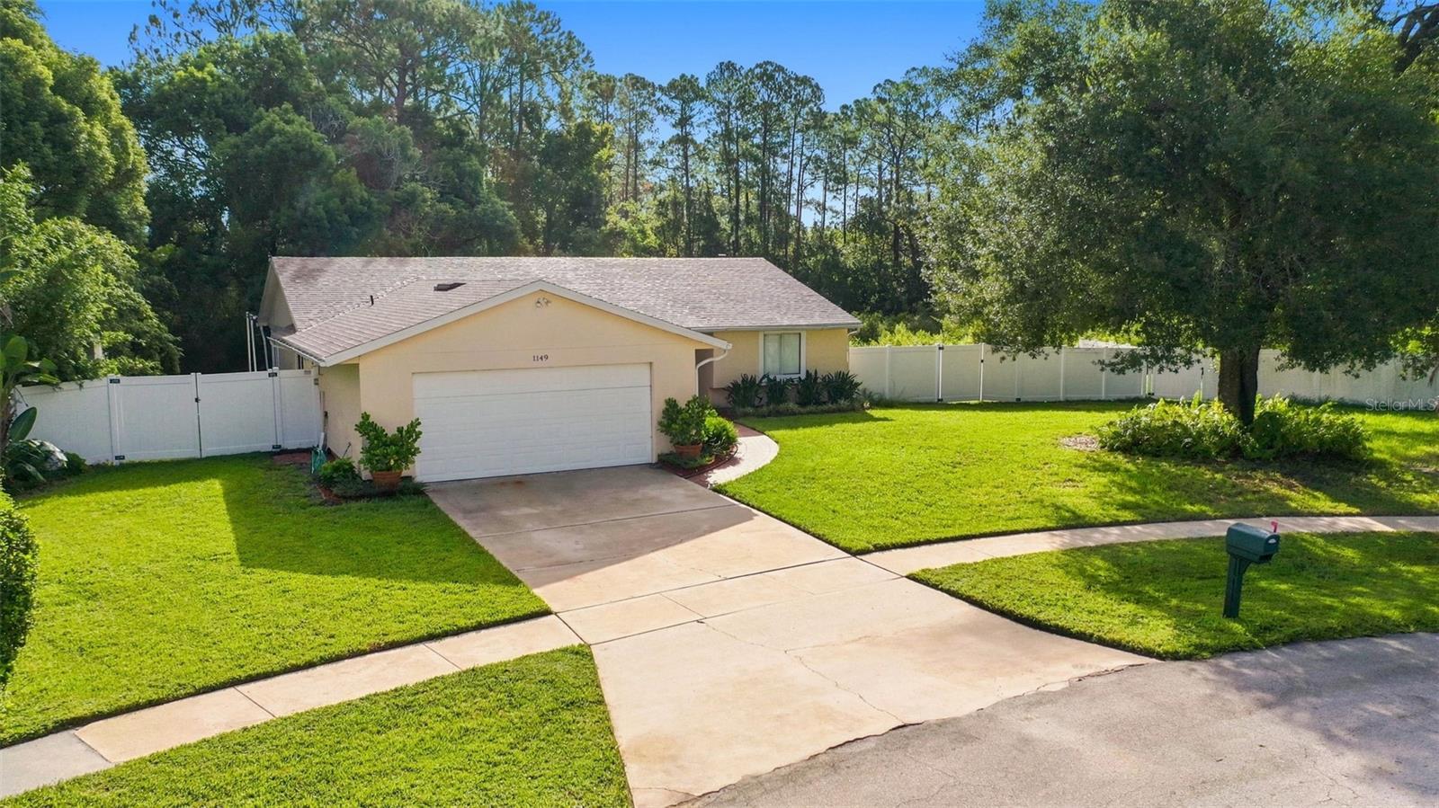 1149 Autumn Brook Cir Property Photo 1