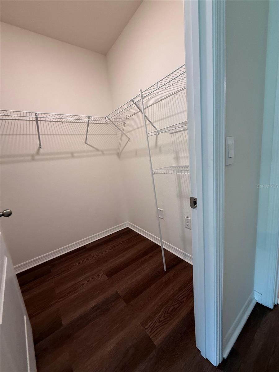 956 Brooklet Drive Property Photo 16