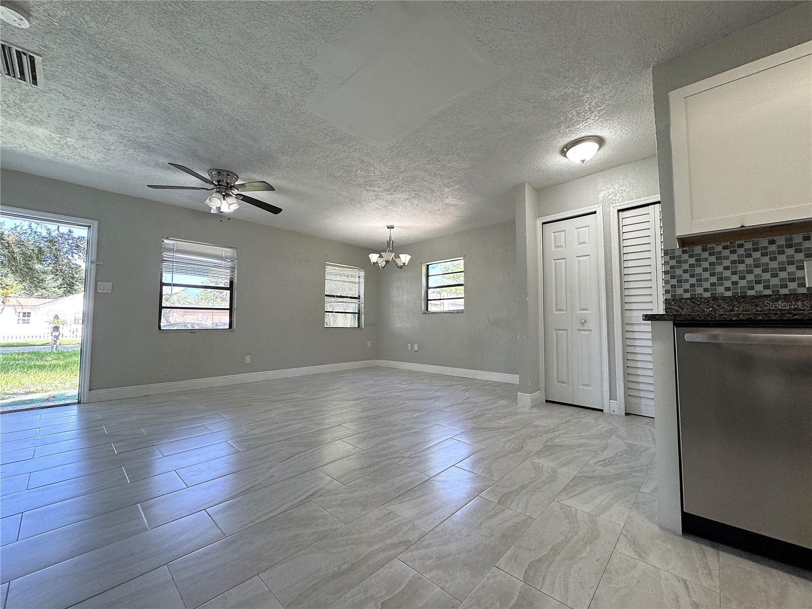 7719 Udine Ave Property Photo 3