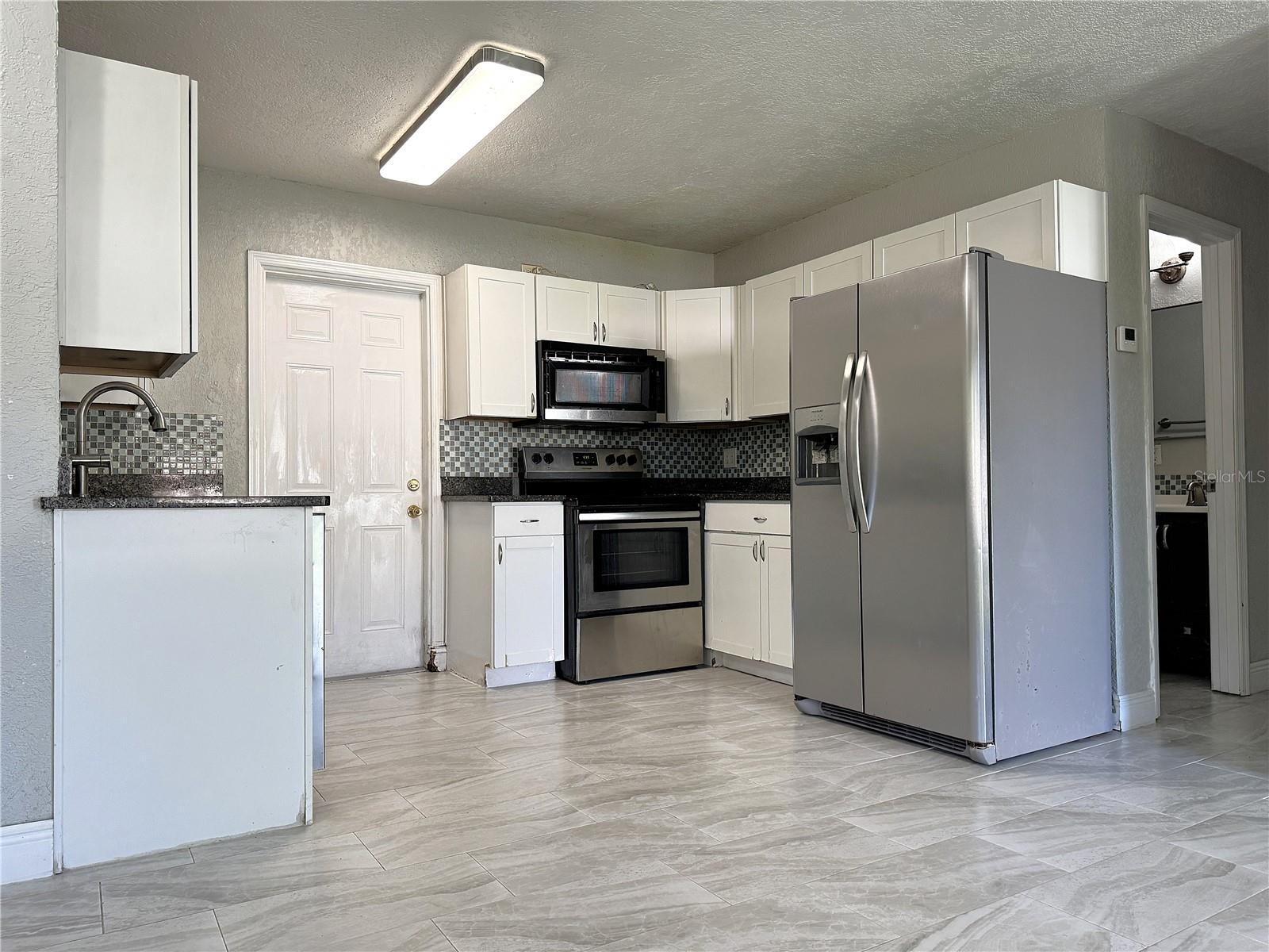 7719 Udine Ave Property Photo 5
