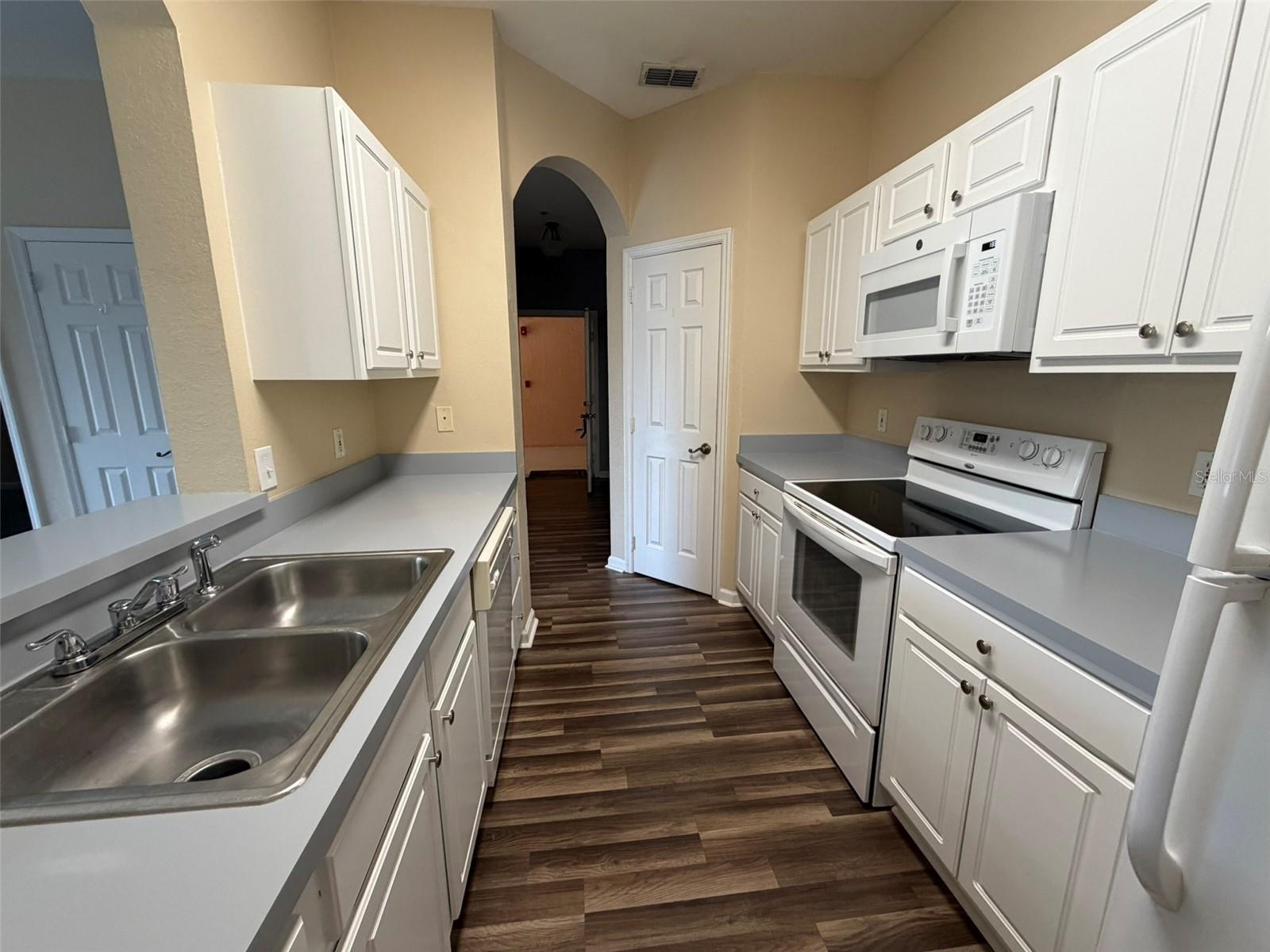 13560 Turtle Marsh Loop #332 Property Photo 7