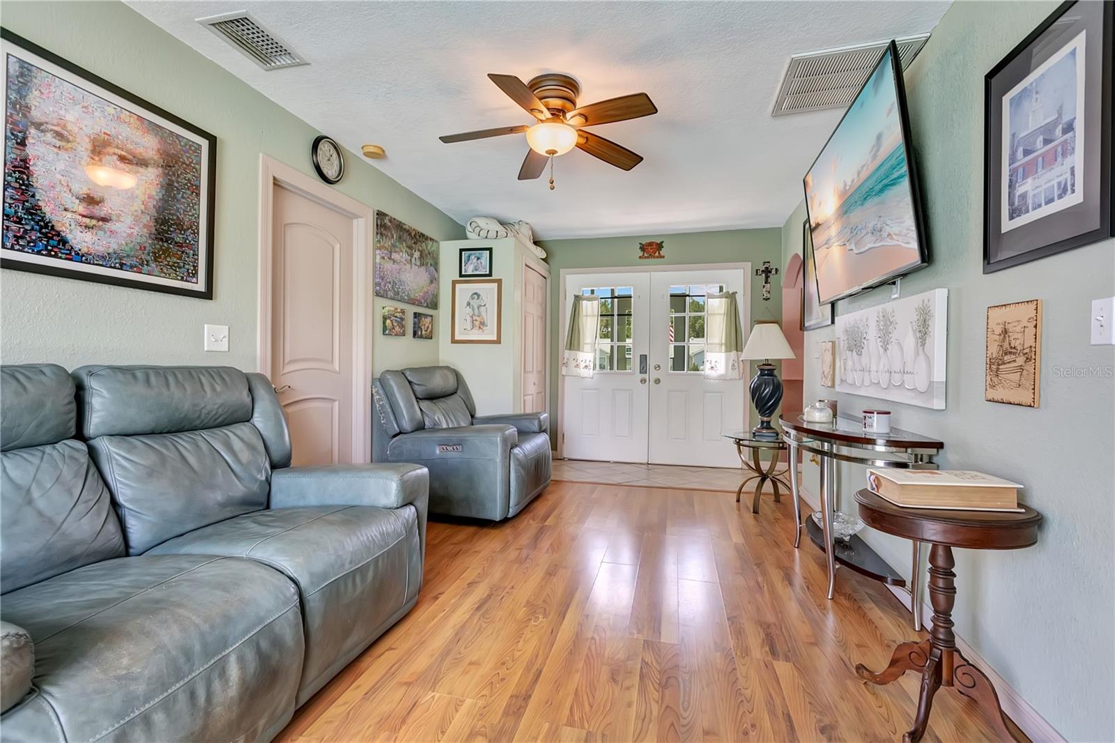 7228 Evergreen Loop Property Photo 5