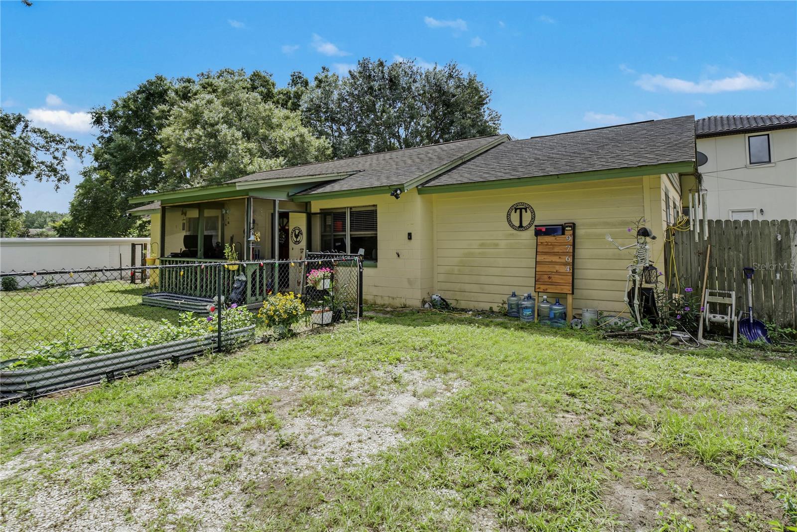 9764 Gotha Rd Property Photo 3