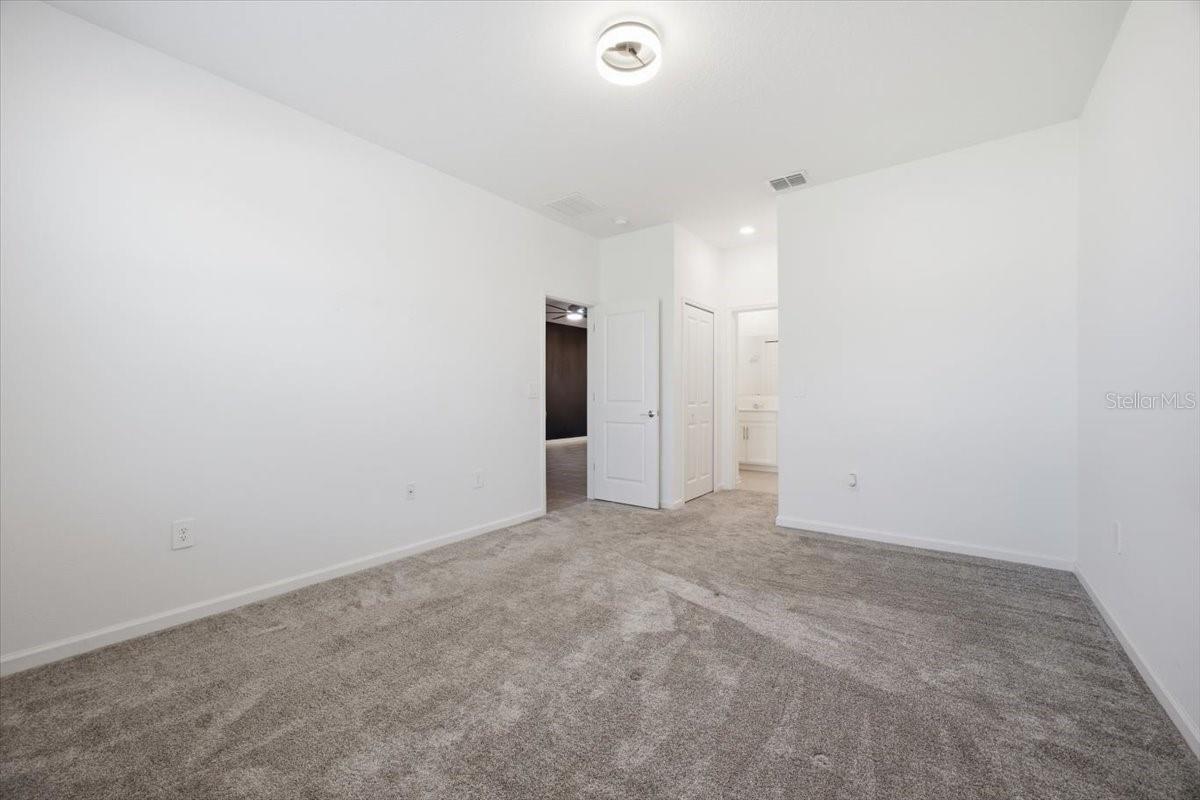 717 Citrus Reserve Blvd Property Photo 24