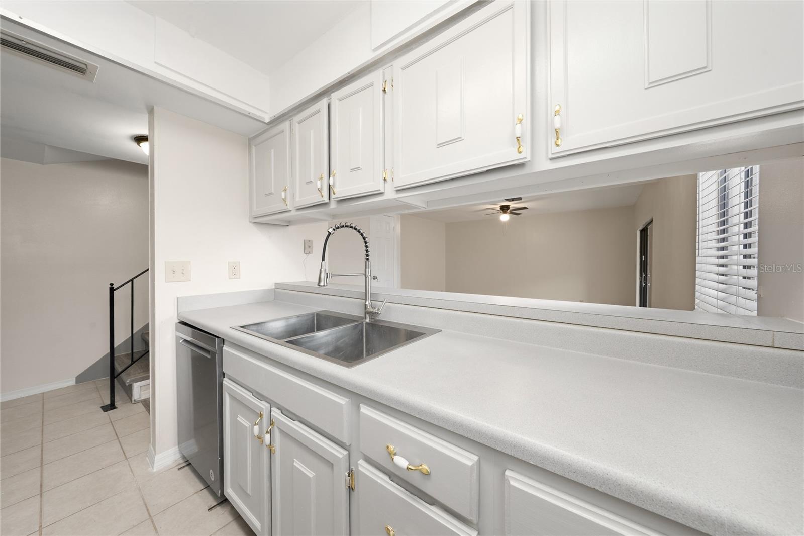 1412 Oak Pl #b Property Photo 13