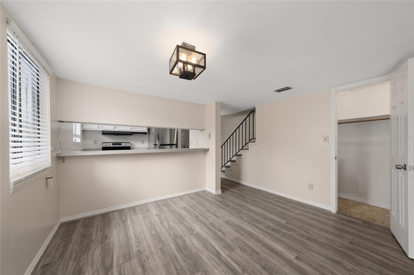 1412 Oak Pl #b Property Photo 14