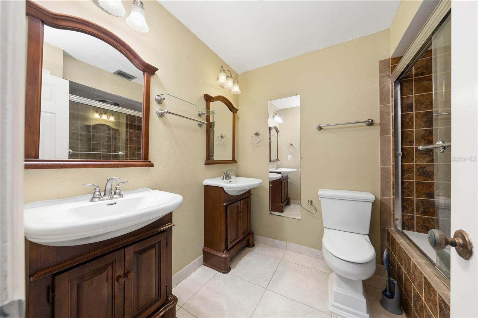 1412 Oak Pl #b Property Photo 20