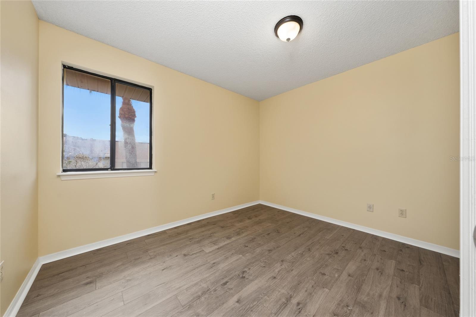 1412 Oak Pl #b Property Photo 26