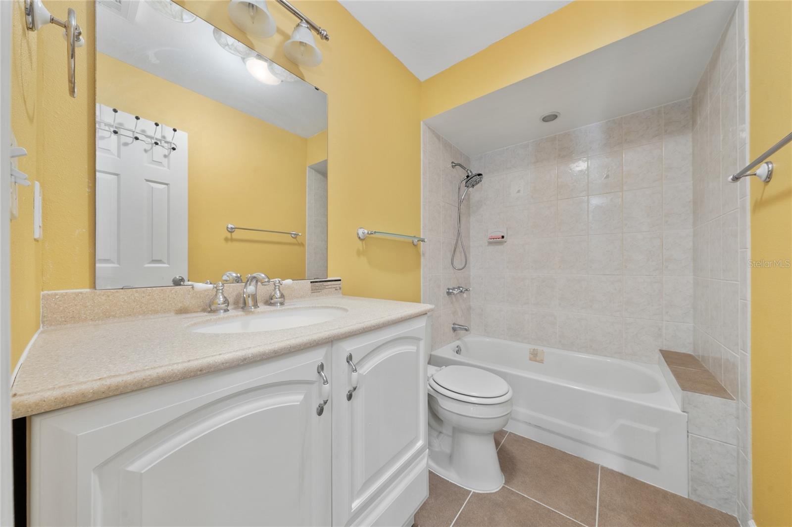 1412 Oak Pl #b Property Photo 28