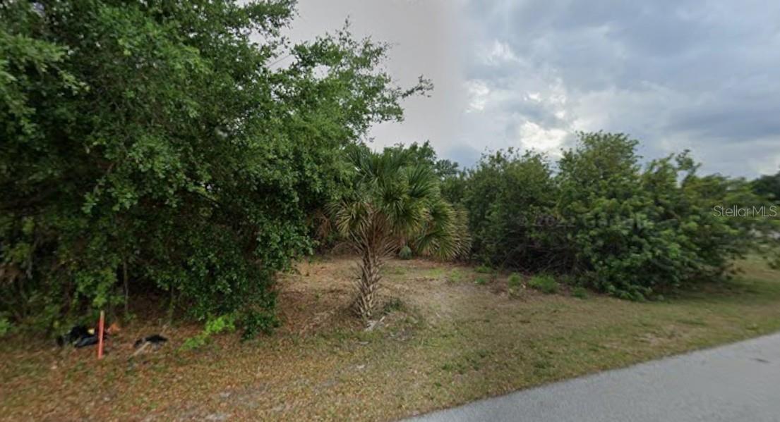 21495 Dranson Ave Property Photo 3