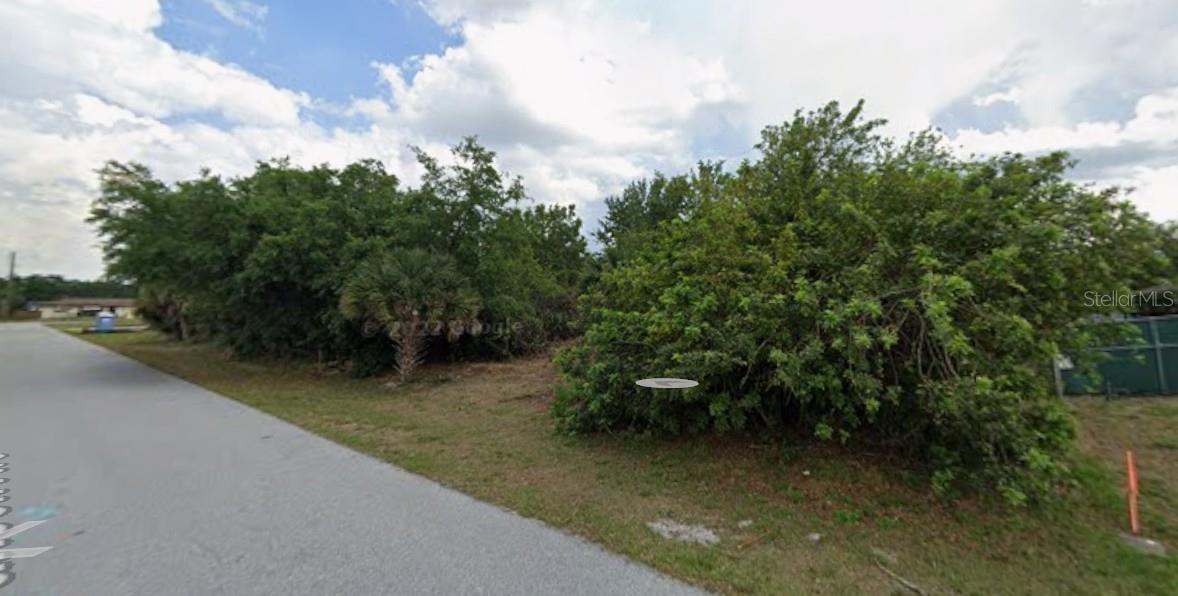 21495 Dranson Ave Property Photo 4