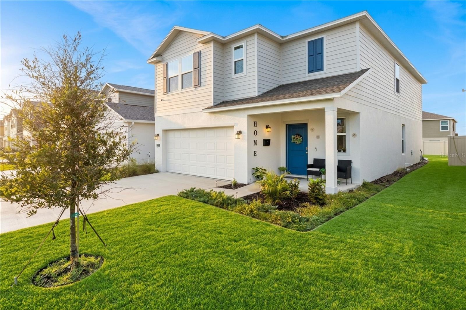 2221 CROWN ROCK DR