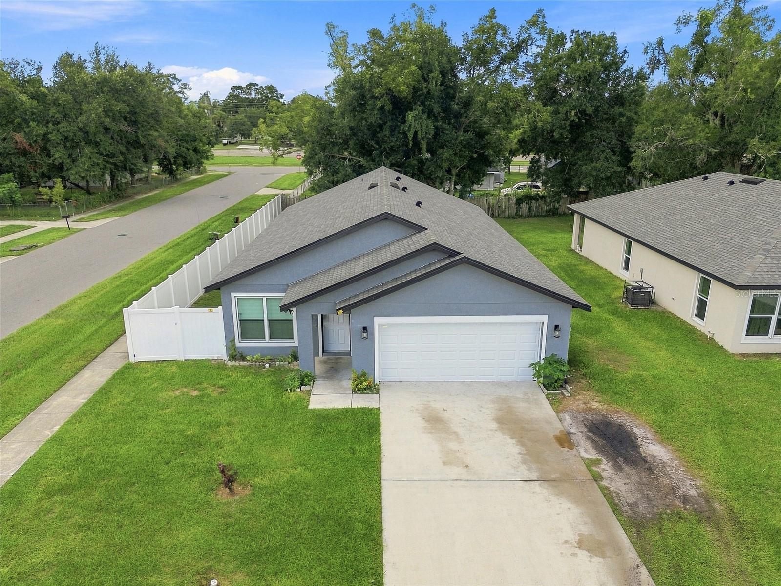 4300 Lenox Blvd Property Photo 4