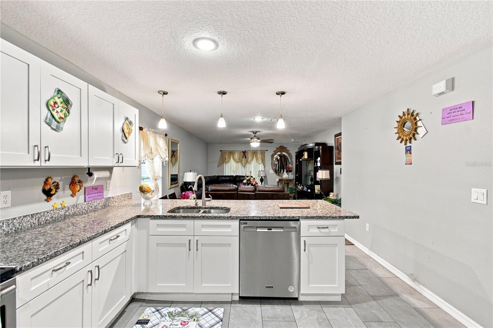 4300 Lenox Blvd Property Photo 13