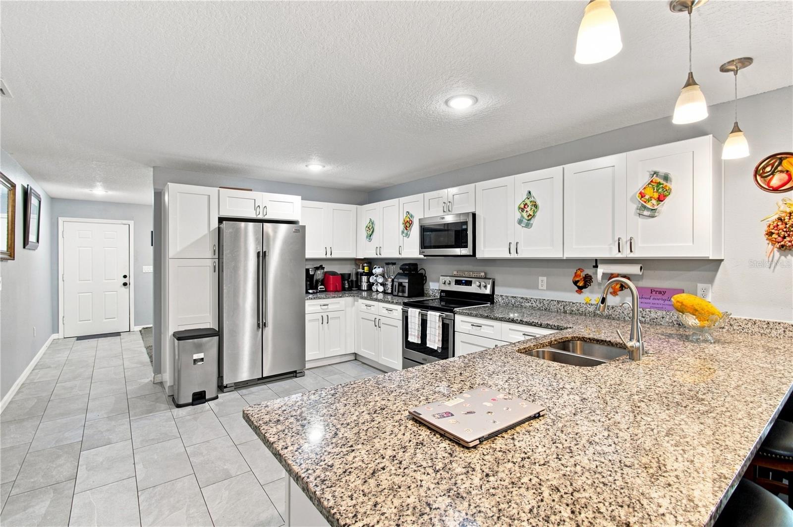 4300 Lenox Blvd Property Photo 14