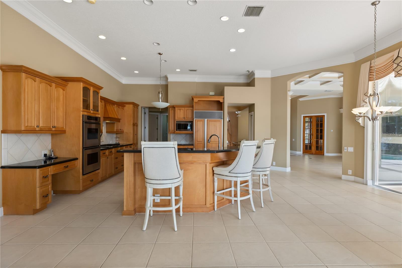 2113 Water Key Dr Property Photo 17