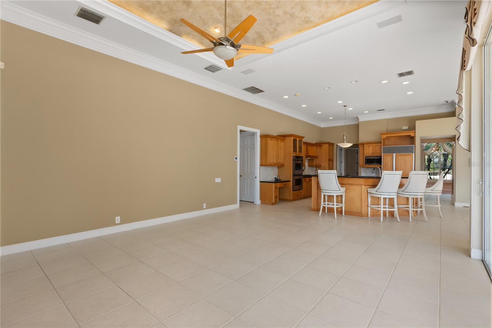 2113 Water Key Dr Property Photo 19