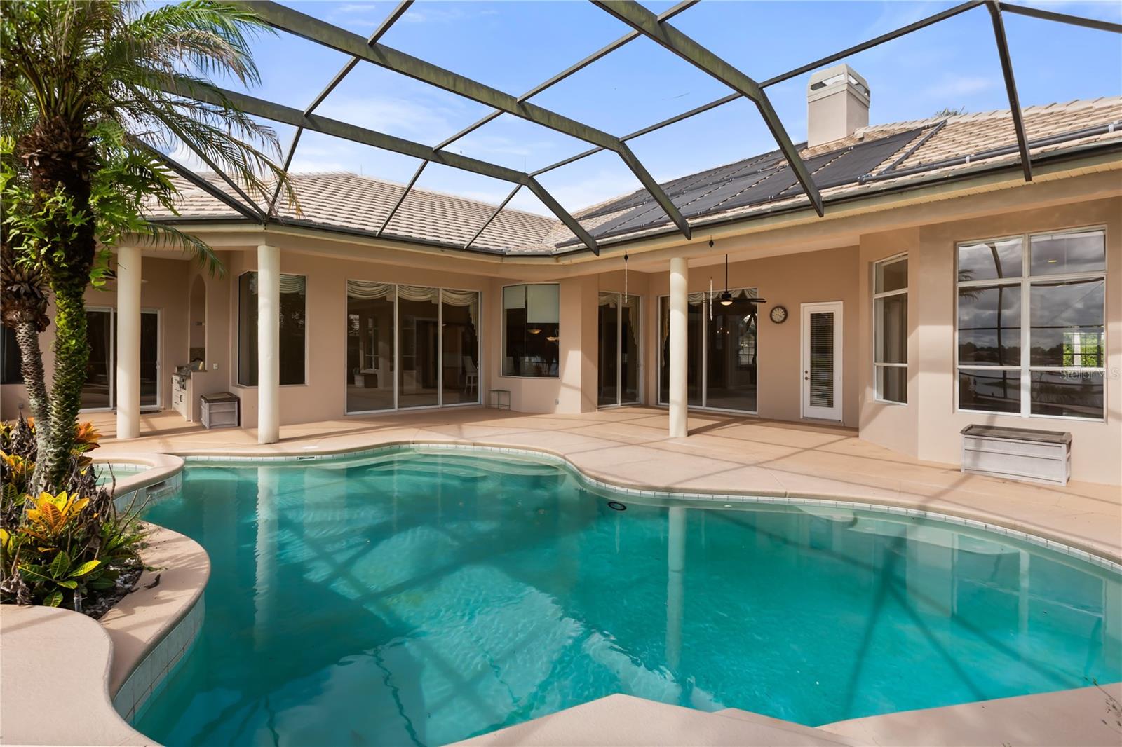 2113 Water Key Dr Property Photo 42