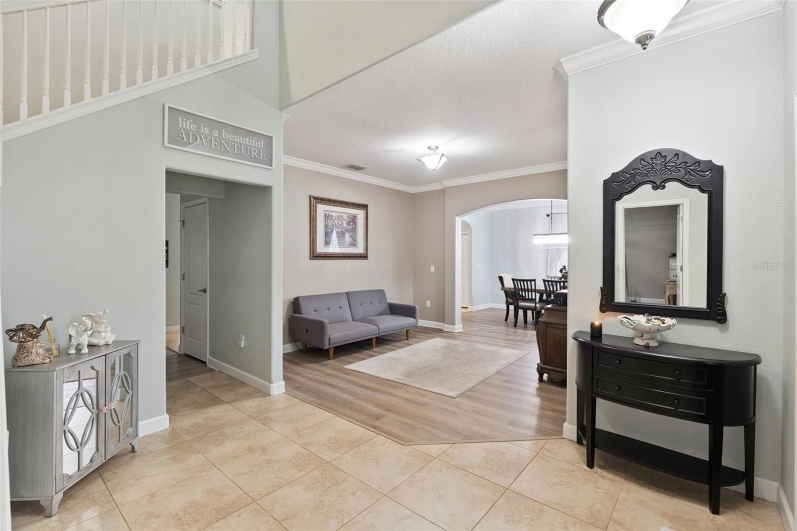 1319 Gleneagles Ln Property Photo 7
