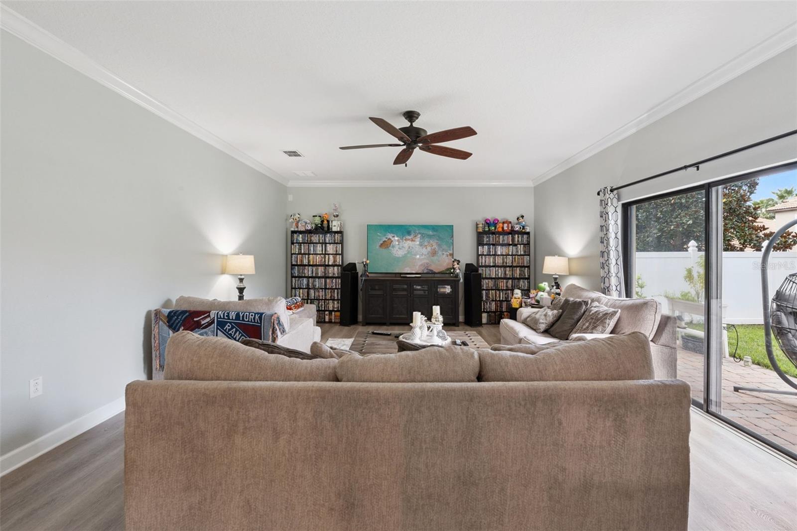 1319 Gleneagles Ln Property Photo 16