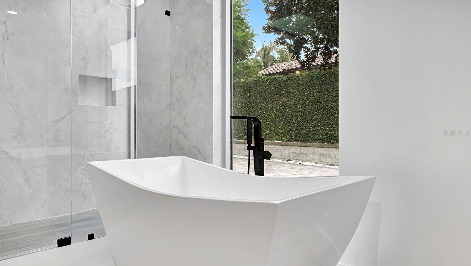 2661 Via Tuscany Property Photo 14