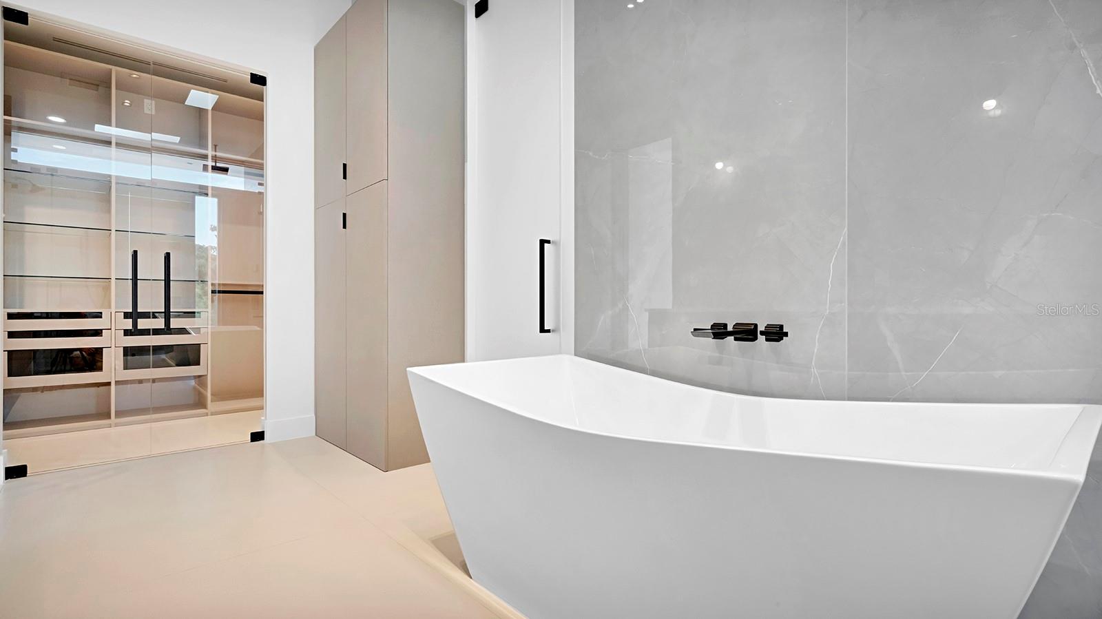 2661 Via Tuscany Property Photo 41