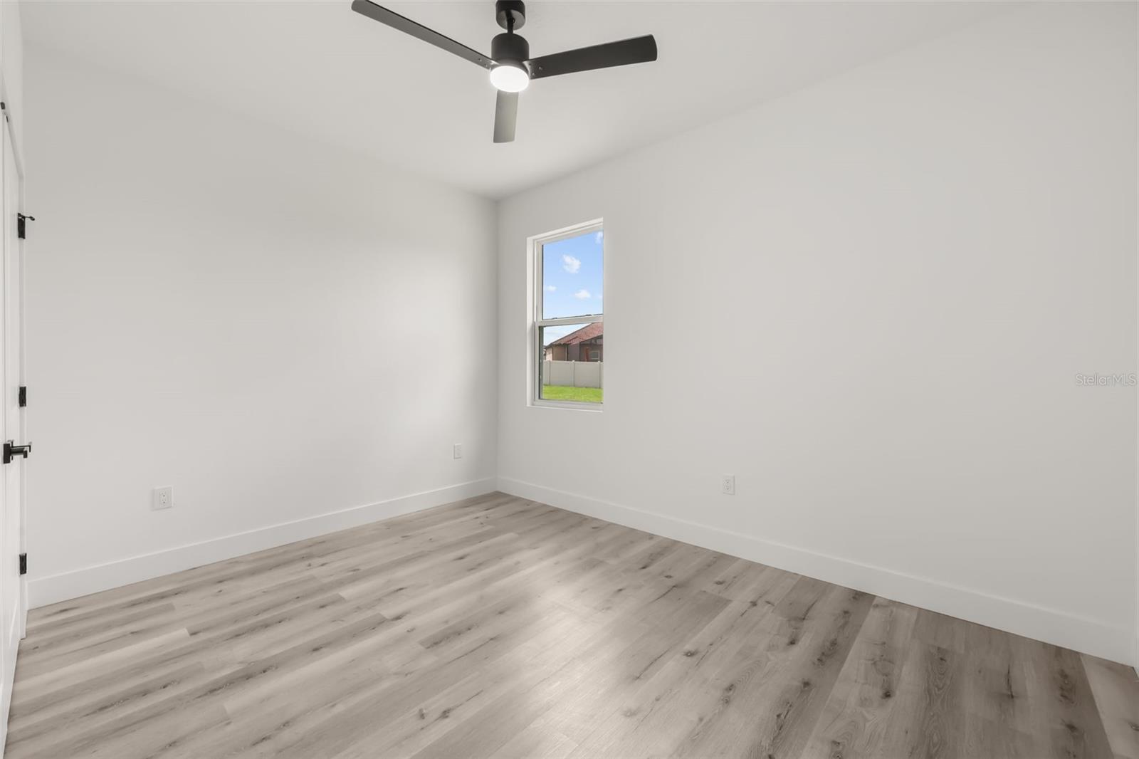 367 Camellia Ct Property Photo 21