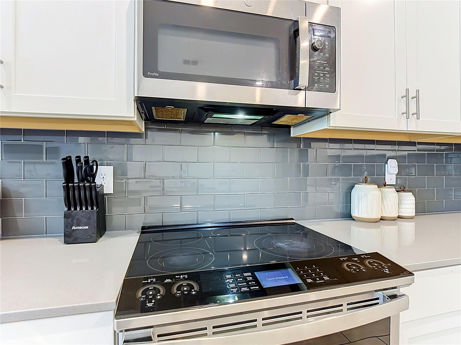 2912 Protagonist St Property Photo 10