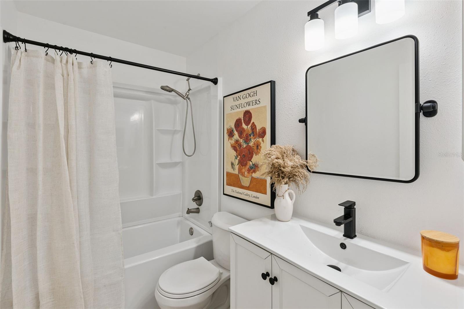 2912 Prince Oak Ct Property Photo 5