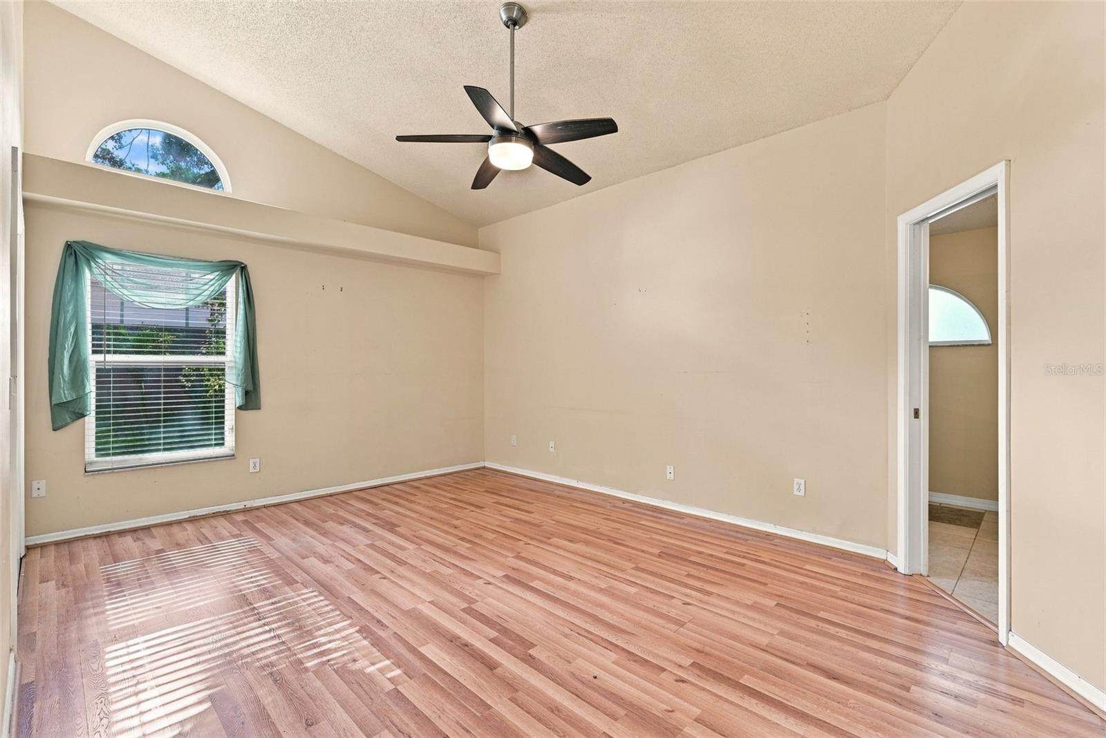 1109 Piedmont Oaks Dr Property Photo 20