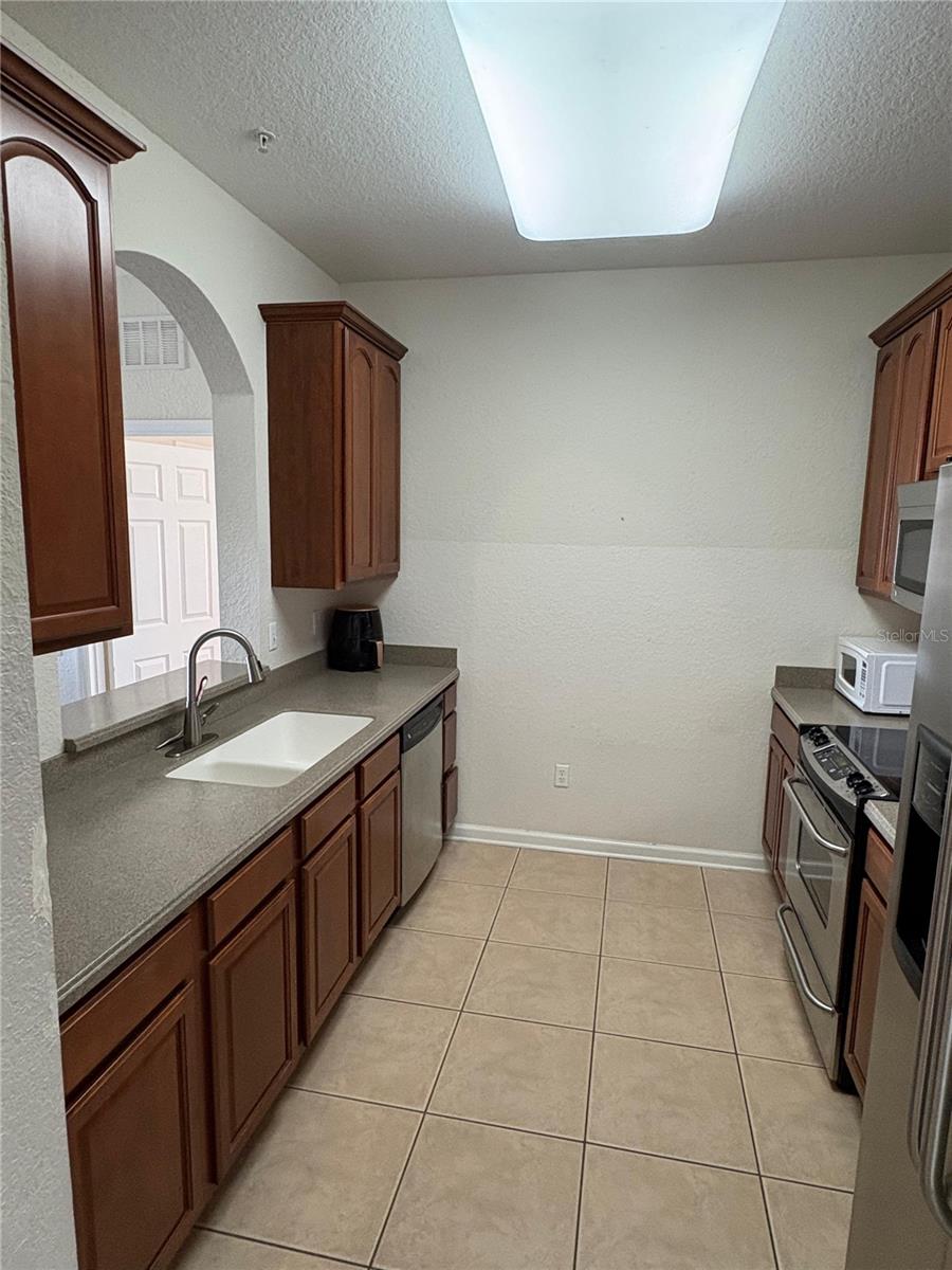 4102 Breakview Dr #40103 Property Photo 6