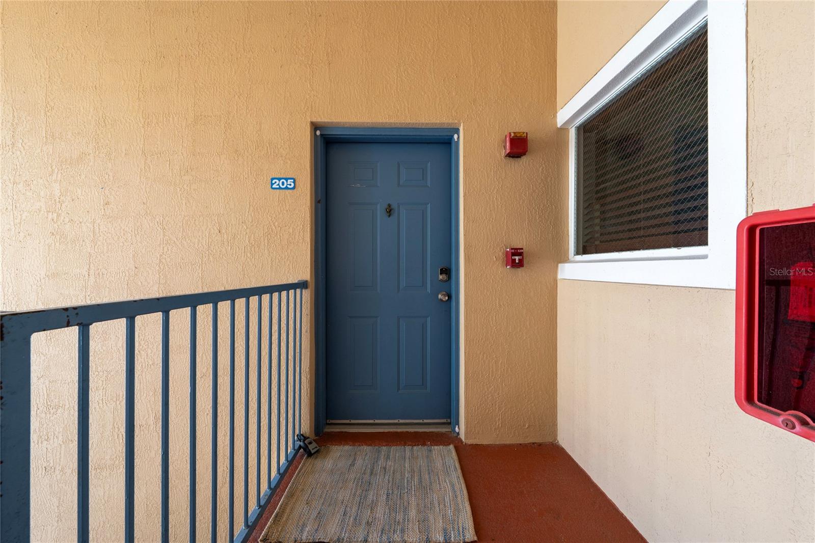 515 Villa Del Sol Cir #205 Property Photo 3