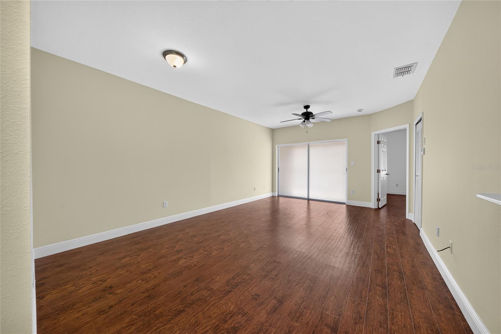 515 Villa Del Sol Cir #205 Property Photo 7