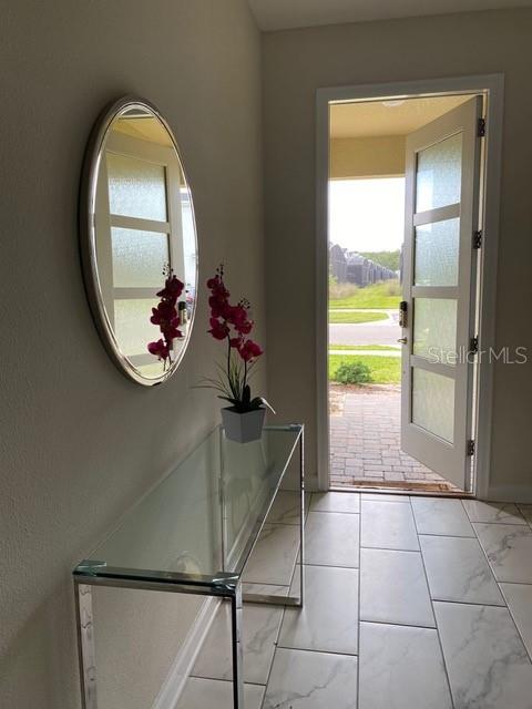 2813 Bookmark Dr Property Photo 2