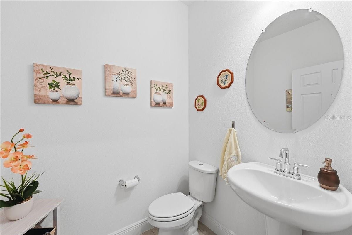 2349 Shadowland Loop Property Photo 5