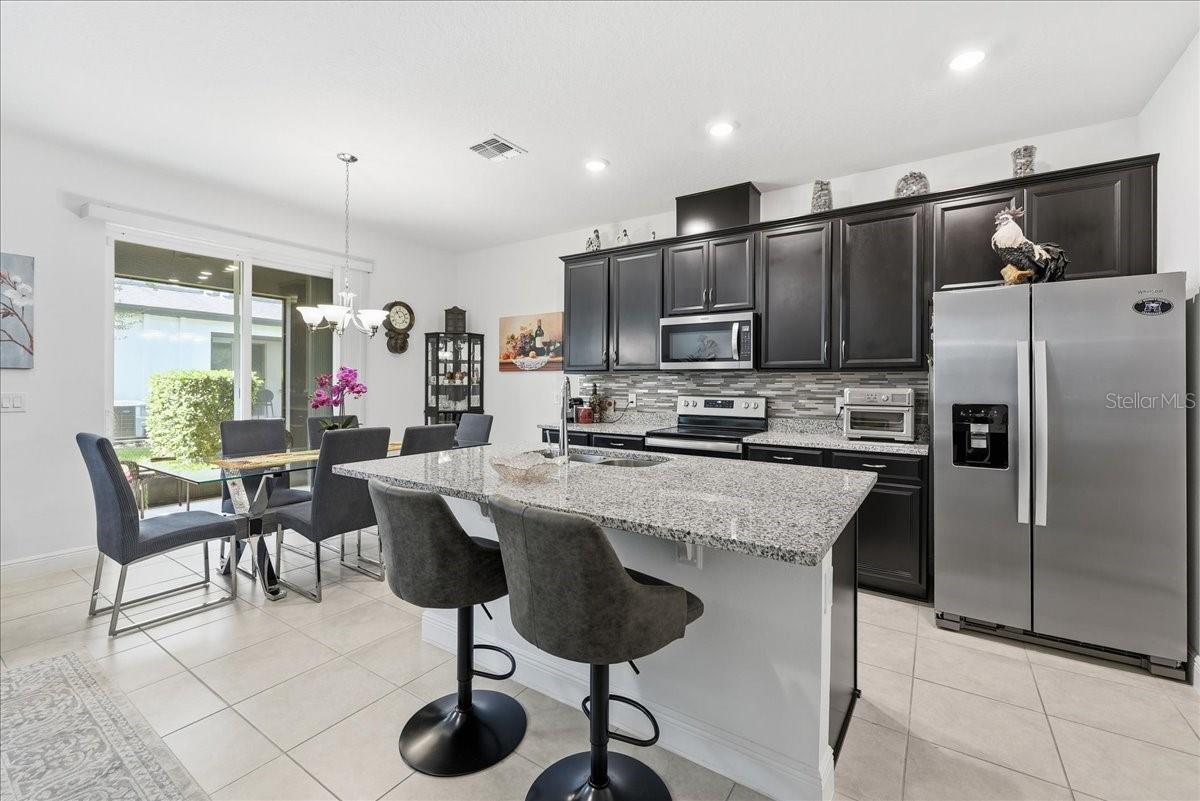 2349 Shadowland Loop Property Photo 8