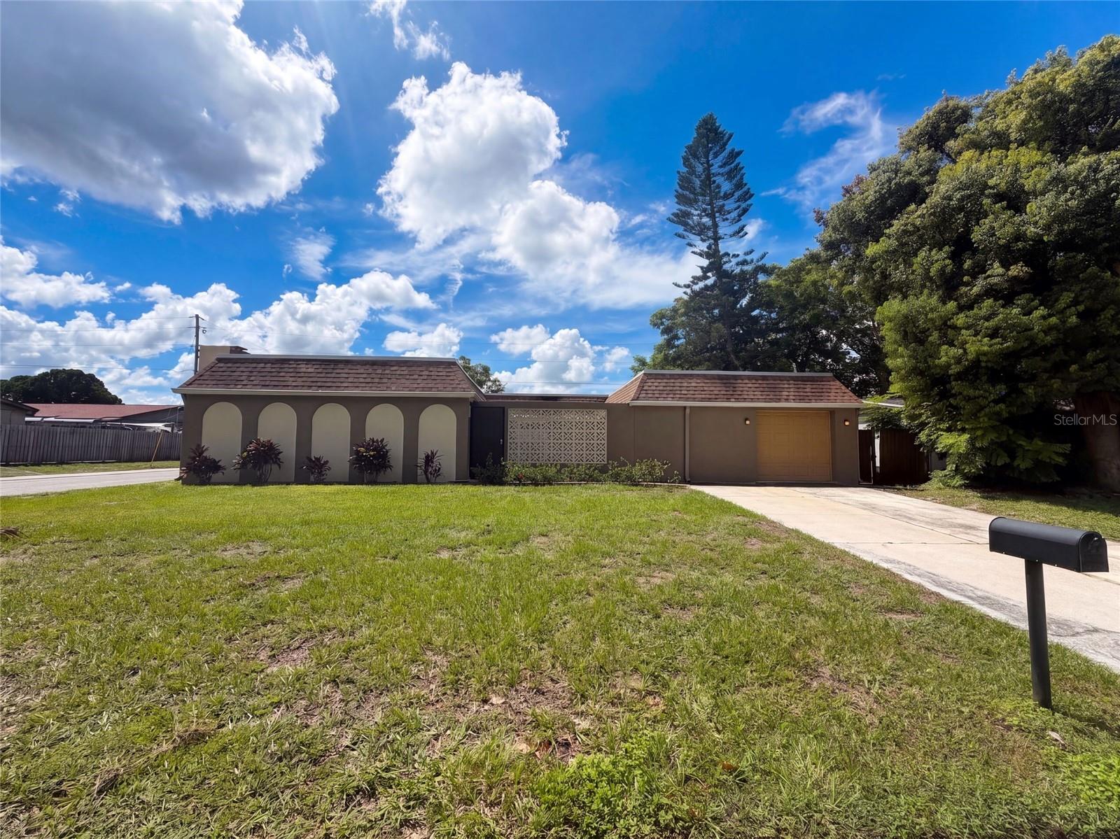 5324 Reef Dr Property Photo 1