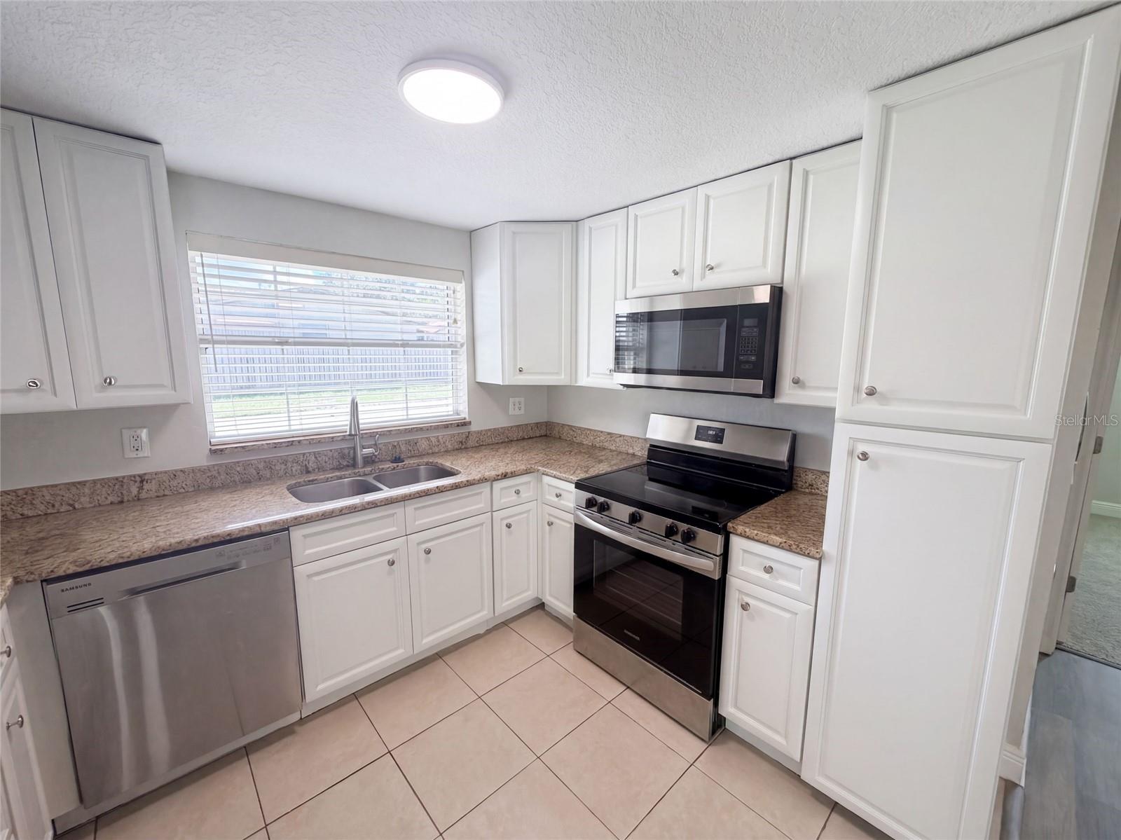5324 Reef Dr Property Photo 4