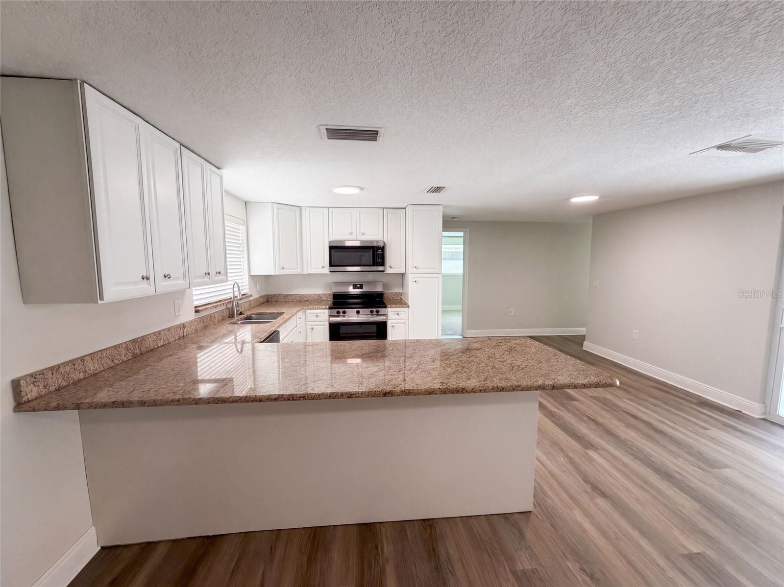 5324 Reef Dr Property Photo 8