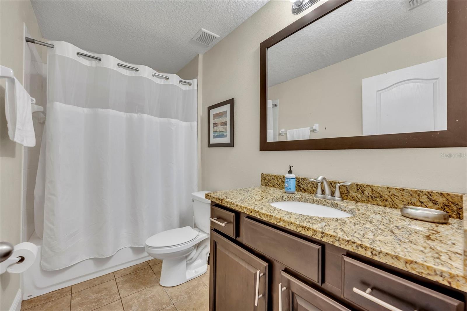 8177 Roseville Blvd Property Photo 21