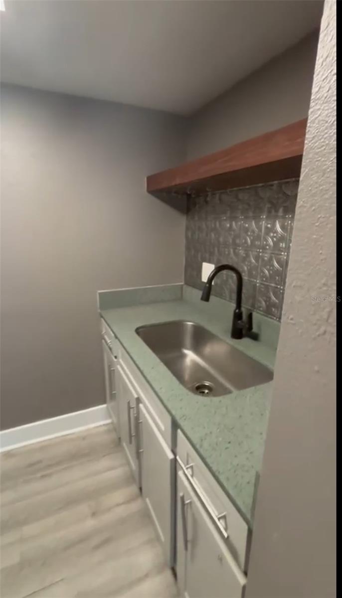 4127 Dolphin Dr #4127 Property Photo 14