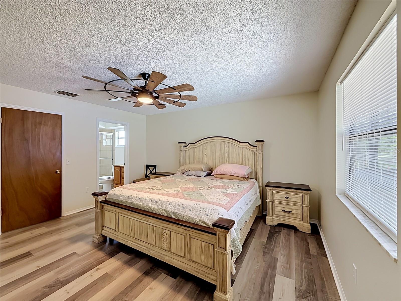 12505 Wedgefield Dr Property Photo 21