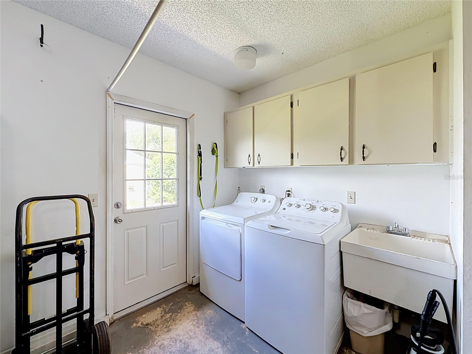 12505 Wedgefield Dr Property Photo 35