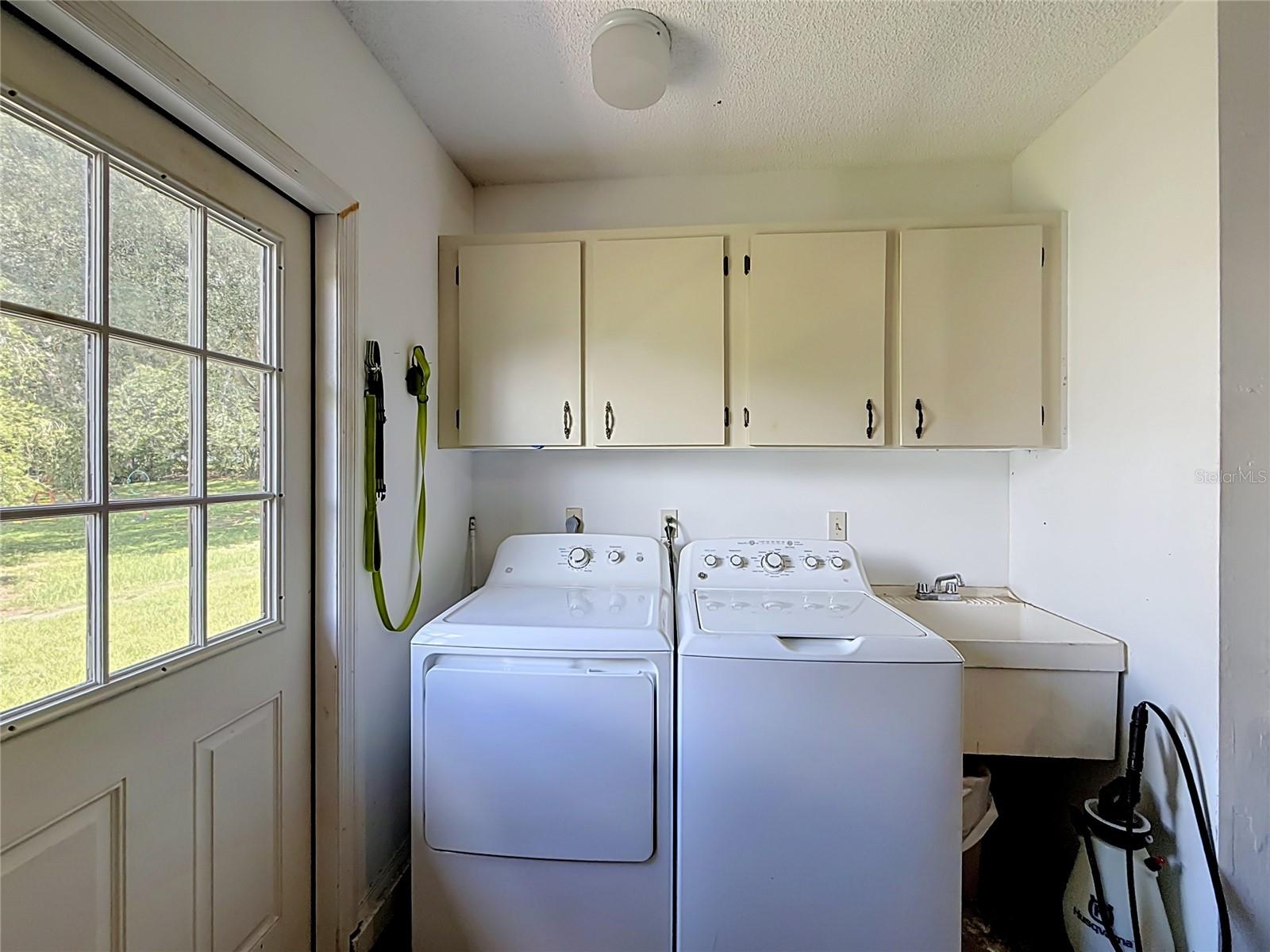 12505 Wedgefield Dr Property Photo 36
