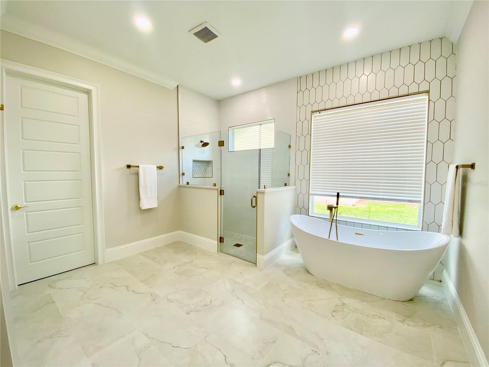 1614 Jeanette St Property Photo 43
