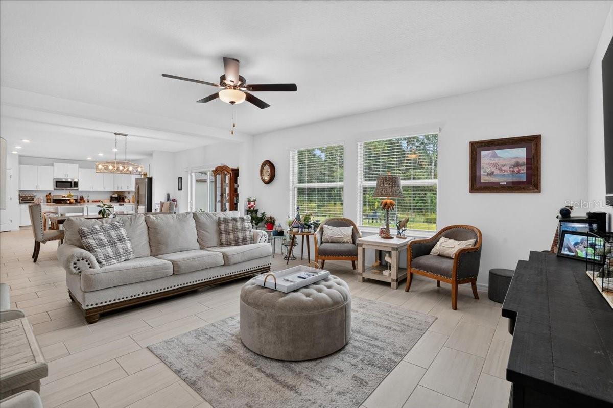 12036 Blue Diamond Trl Property Photo 6