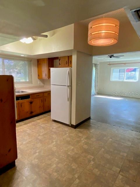 2122 Ridge Dr Property Photo 7